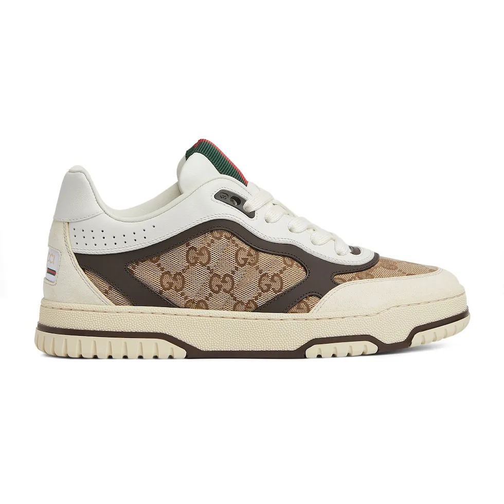 p480 Men's Men's Shoes Gucc*Gucci Re-Web series👫Couple's webbed leather sneakers, as the first sneakers created by Sabato De Sarno for Gucci, the Re-Web series reinterprets the brand's classic stripes, and sets off the modern silhouette design with bold and unique details. This shoe is crafted from iconic classic GG canvas and white leather. This new sneaker is ingeniously decorated with many of the brand's classic details, and is equipped with a bright red and green webbing tongue, which will make people fall in love at first sight. Yuan Size: Female 35-40 Male 39-44 (can be customized to 45, 46